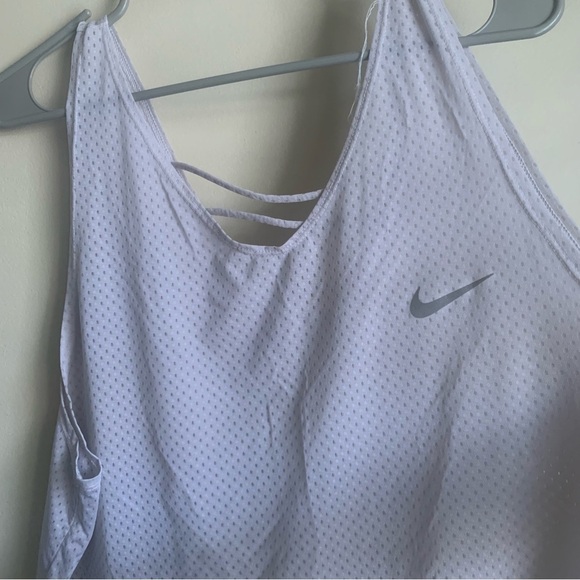 Nike Dr Fit Light Gray high low lightweight tank Top size 2XL - Picture 2 of 6